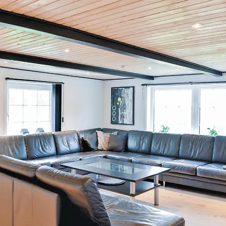 Amazing In With House Sea View